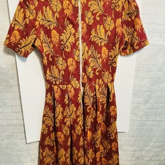 LulaRos Size small dress. Pit to pit 32”, no stretch. Heavier material. Nice. - Picture 3 of 6